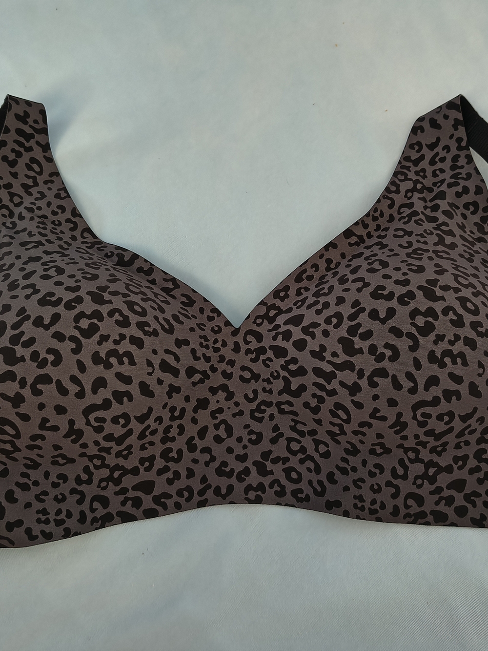 Wireless Leopard-Print Bra in Brown/Black